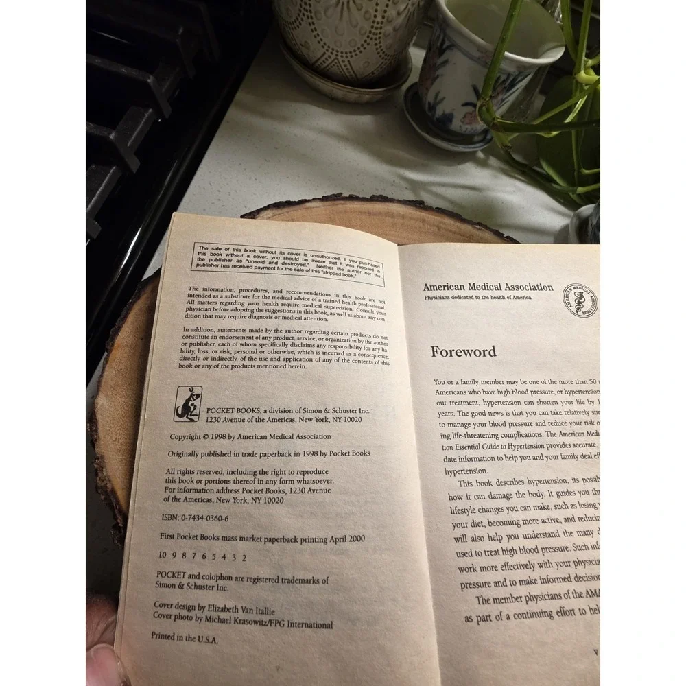 Essential Guide To Hypertension - American Medical Association (Paperback, 1998)